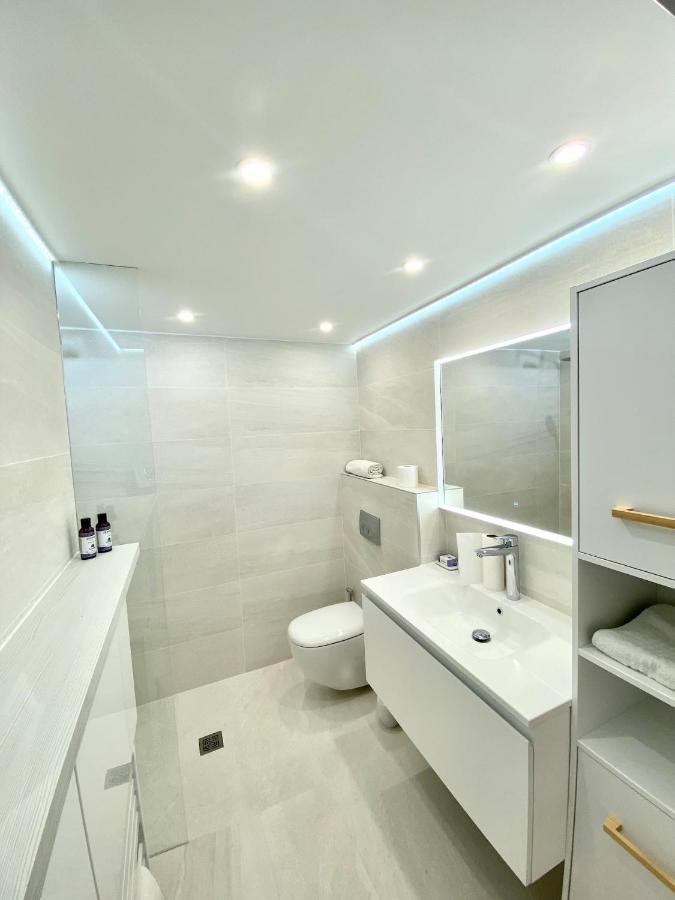 Appartement Luxe - 3 Pieces Avec Vue Mer, Piscine Et Tennis نيس المظهر الخارجي الصورة